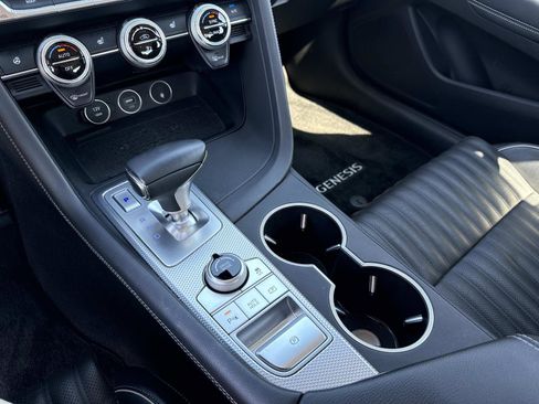 Used 2022 Genesis G70 2.0T w/ Prestige Package image 25