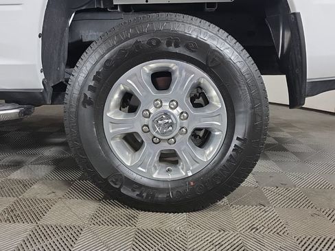 Certified 2026 RAM 2500 Big Horn AWD/4WD image 13