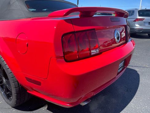 Used 2005 Ford Mustang GT RWD image 28