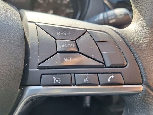 Used 2020 Nissan Rogue S image 13