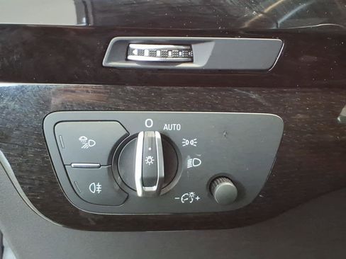 Used 2018 Audi Q7 3.0T Premium Plus AWD/4WD image 11