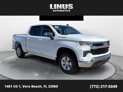Used 2025 Chevrolet Silverado 1500 LT image 1