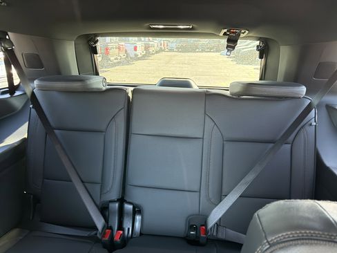 New 2026 Chevrolet Tahoe High Country image 30