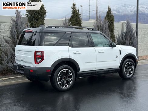 Used 2025 Ford Bronco Sport Outer Banks image 10