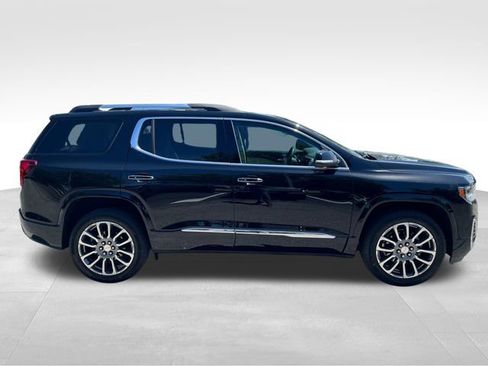Used 2021 GMC Acadia Denali w/ Denali Technology Package image 4