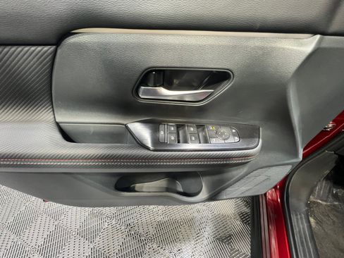 New 2026 Nissan Kicks SR FWD image 14
