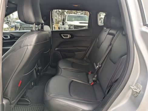 Used 2024 Jeep Compass Trailhawk image 14