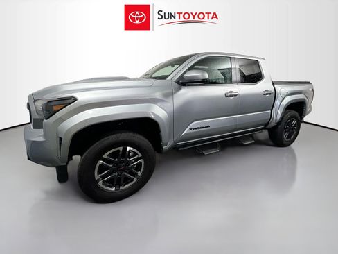 Used 2024 Toyota Tacoma TRD Sport image 9