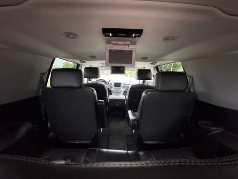 Used 2015 GMC Yukon XL Denali w/ Touring Package AWD/4WD image 35