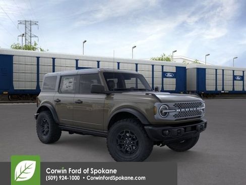 New 2026 Ford Bronco Badlands AWD/4WD image 1