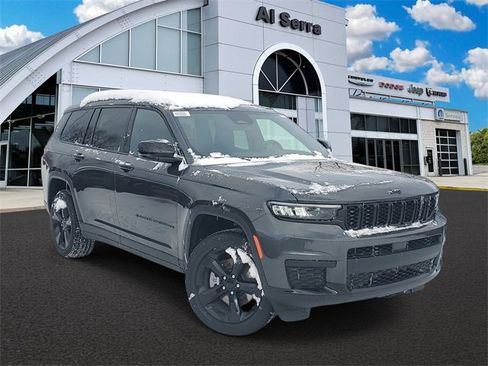 New 2025 Jeep Grand Cherokee L Altitude image 1