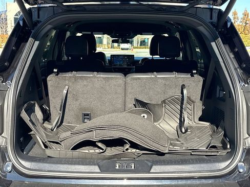 Used 2025 Ford Explorer ST-Line image 6