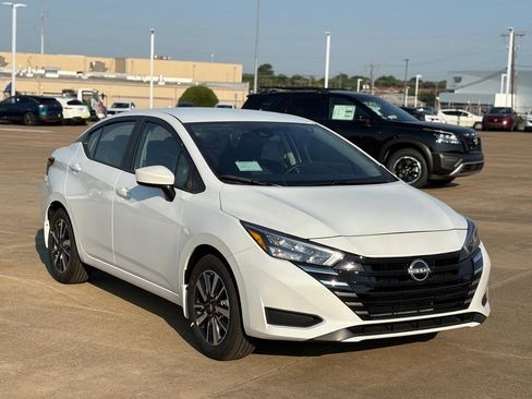 New 2025 Nissan Versa SV w/ Trunk Package image 6