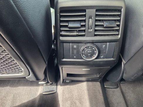 Used 2019 Mercedes-Benz GLS 450 4MATIC image 30