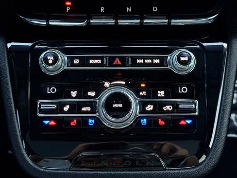Used 2020 Lincoln Corsair Reserve AWD/4WD image 48