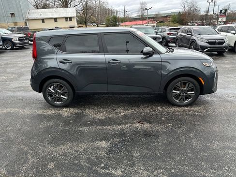 Used 2021 Kia Soul S image 5