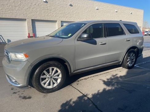Used 2019 Dodge Durango SXT w/ 3rd Row Seating Group image 4