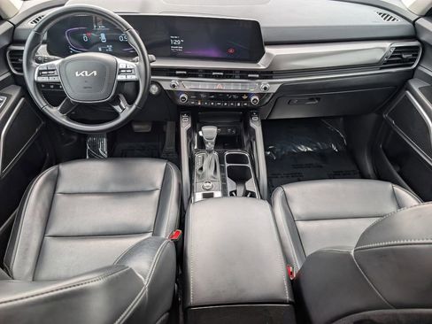 Certified 2025 Kia Telluride S image 22