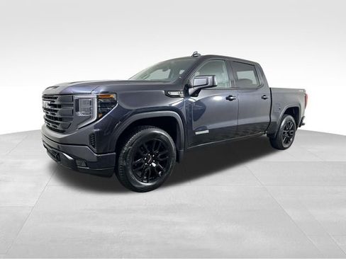 Used 2025 GMC Sierra 1500 Elevation AWD/4WD image 2