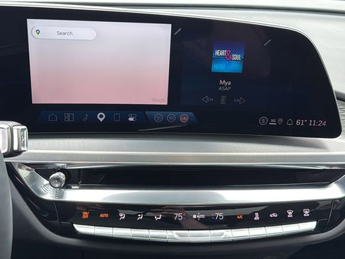Certified 2025 Cadillac Lyriq Luxury w/ LPO, Floor Liner Package AWD/4WD image 18