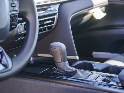 New 2026 Toyota Camry LE w/ Convenience Package FWD image 24