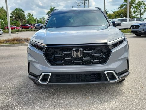 Used 2024 Honda CR-V Sport Touring image 2