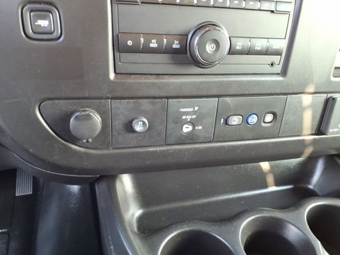 Used 2024 Chevrolet Express 2500 2500 w/ Driver Convenience Package image 17