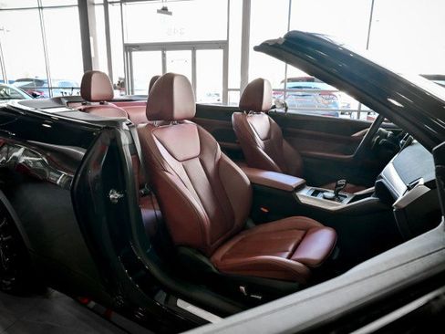 Used 2023 BMW 440i xDrive Convertible w/ M Carbon Exterior Package image 22