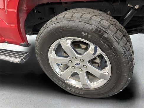 Used 2022 Ford F150 Lariat w/ Equipment Group 502A High image 38