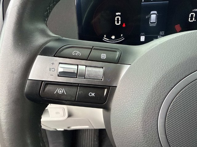 Used 2025 Hyundai Kona SEL FWD image 28