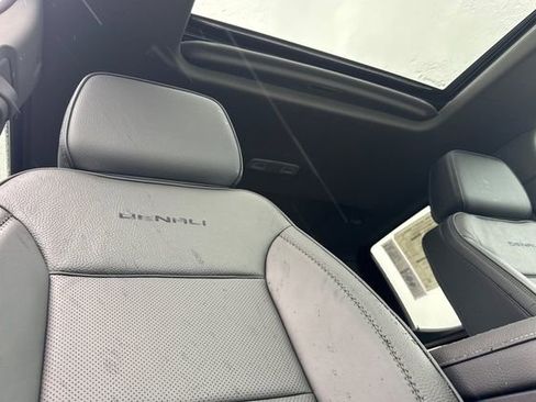 New 2026 GMC Sierra 1500 Denali w/ Denali Reserve Package image 18