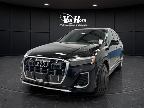 Used 2025 Audi Q7 3.0T Premium Plus w/ Premium Plus Package AWD/4WD image 3