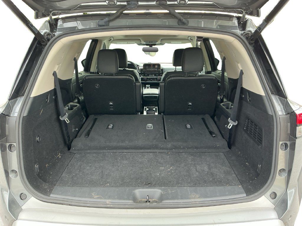 Used 2022 Nissan Pathfinder SL w/ SL Premium Package AWD/4WD image 14