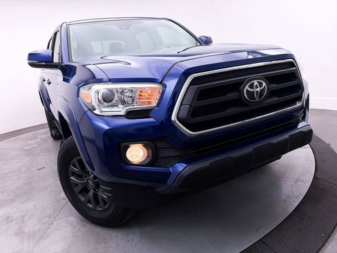 Used 2023 Toyota Tacoma SR5 w/ Technology Package RWD image 7