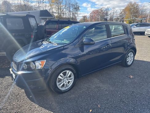 Used 2015 Chevrolet Sonic LT image 12