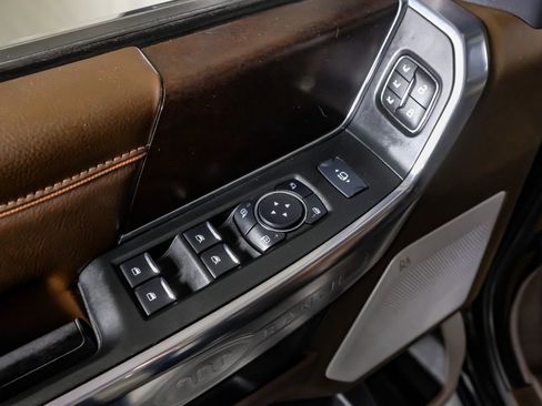 Used 2025 Ford F350 King Ranch image 35