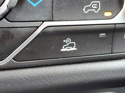 Used 2024 Jeep Wrangler Unlimited Rubicon 4xe image 25