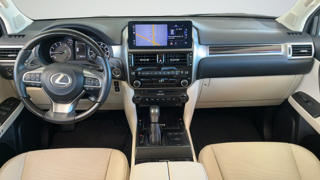 Used 2023 Lexus GX 460 Premium w/ Premium Package AWD/4WD image 9
