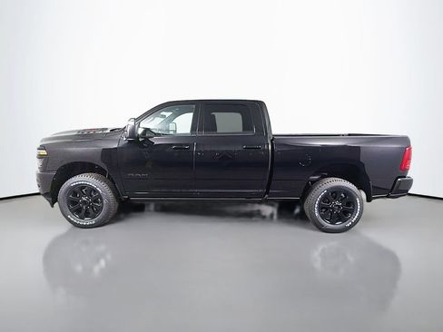 New 2026 RAM 2500 Laramie AWD/4WD image 4