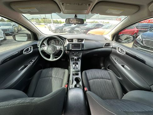 Used 2019 Nissan Sentra SV FWD image 11