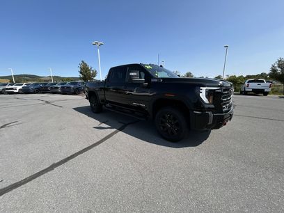 Used 2024 GMC Sierra 2500 AT4 w/ Technology Package