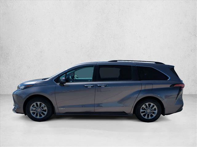 Used 2021 Toyota Sienna XLE FWD image 9