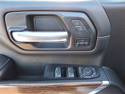 Used 2023 Chevrolet Silverado 3500 High Country w/ Z71 Off-Road Package image 22