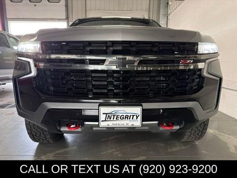 Used 2021 Chevrolet Tahoe Z71 w/ Z71 Signature Package AWD/4WD image 2