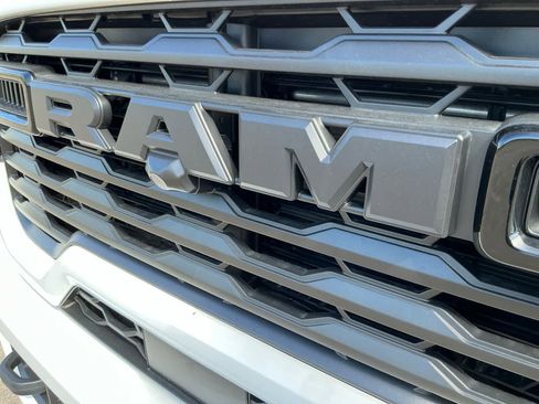 New 2026 RAM 2500 Big Horn AWD/4WD image 16