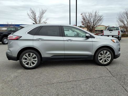 Used 2024 Ford Edge Titanium image 26