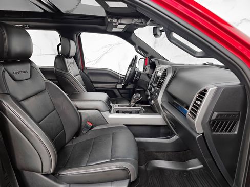 Used 2020 Ford F150 Raptor w/ Equipment Group 802A Luxury image 3