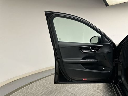 Used 2024 Mercedes-Benz C 300 4MATIC Sedan image 21