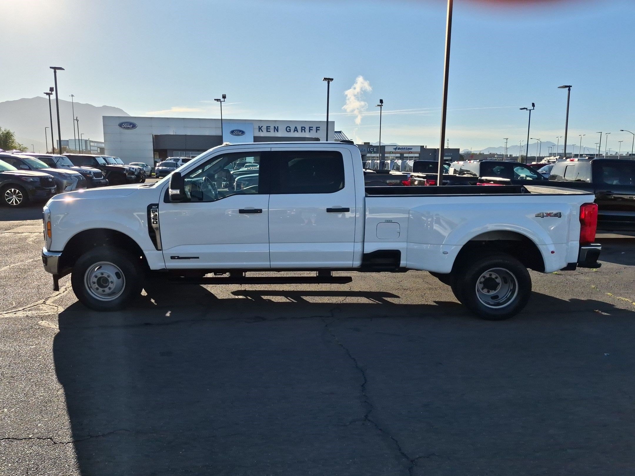 Used 2025 Ford F350 XLT AWD/4WD image 10