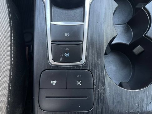Used 2022 Ford Escape S FWD image 28